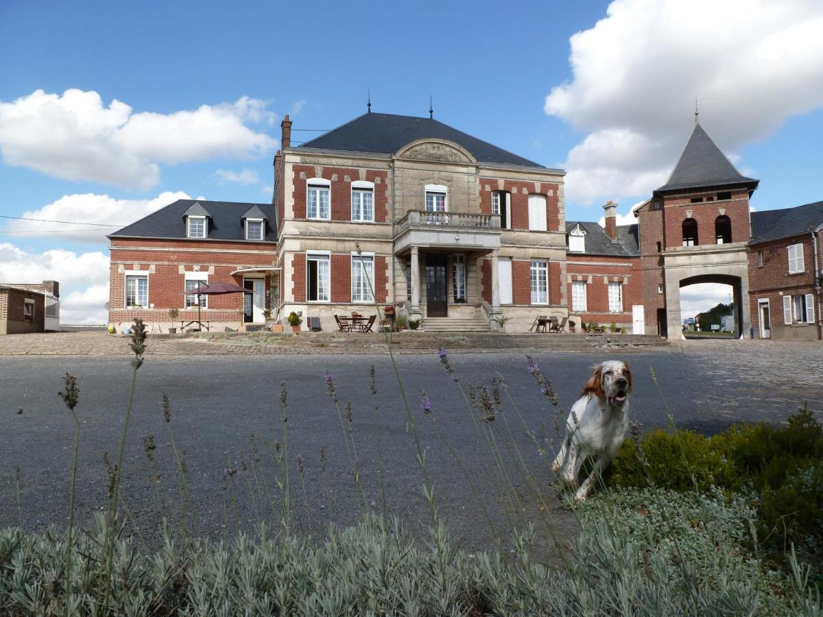 Ferme De Bonavis Bed & Breakfast Banteux Exterior photo