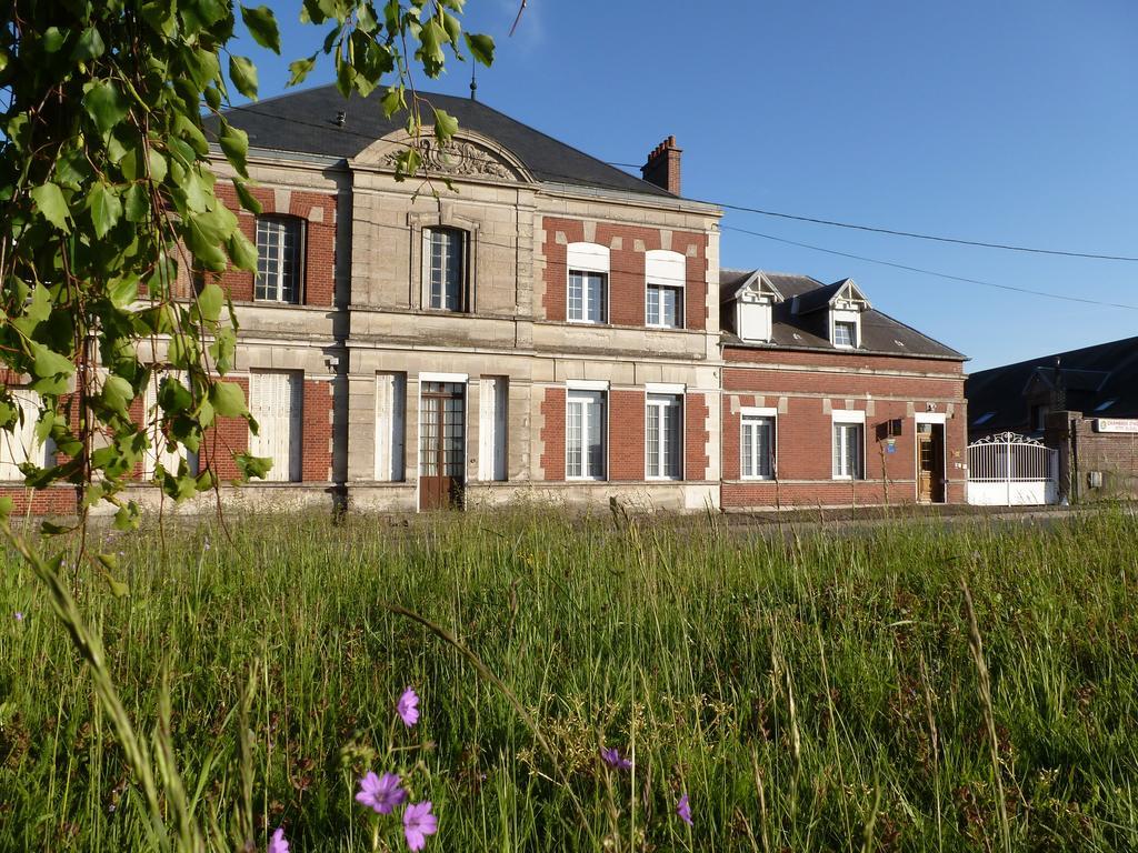 Ferme De Bonavis Bed & Breakfast Banteux Exterior photo